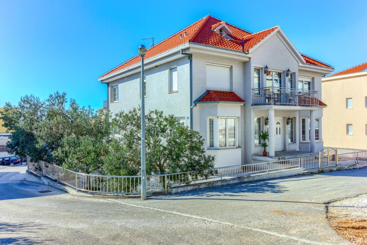 Apartamento Omis Dream House Blue Sky Exterior foto