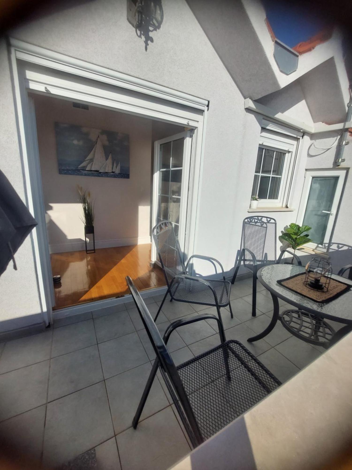 Apartamento Omis Dream House Blue Sky Habitación foto